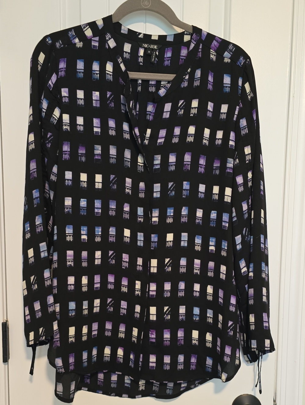 NIC+ZOE Black Blouse with Purple & Cream Geometric Print